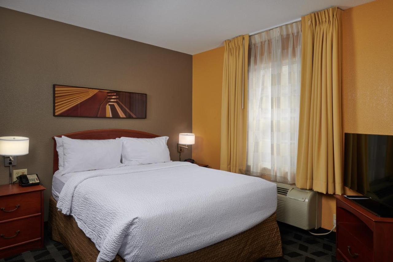 Mainstay Suites Tampa Moffitt-Usf Temple Terrace Eksteriør bilde