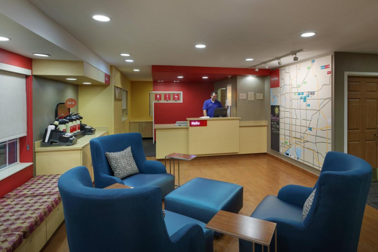 Mainstay Suites Tampa Moffitt-Usf Temple Terrace Eksteriør bilde