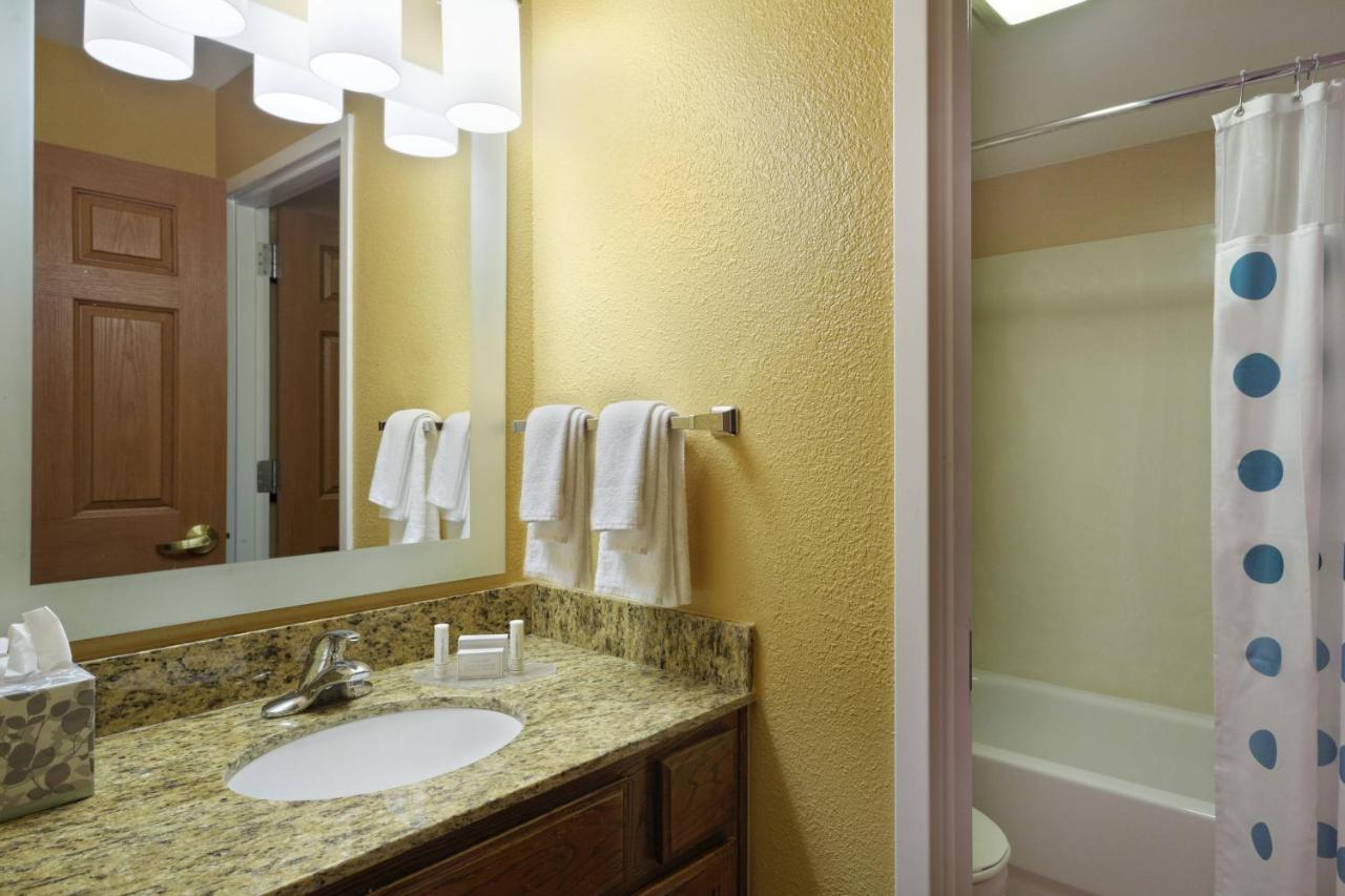 Mainstay Suites Tampa Moffitt-Usf Temple Terrace Eksteriør bilde