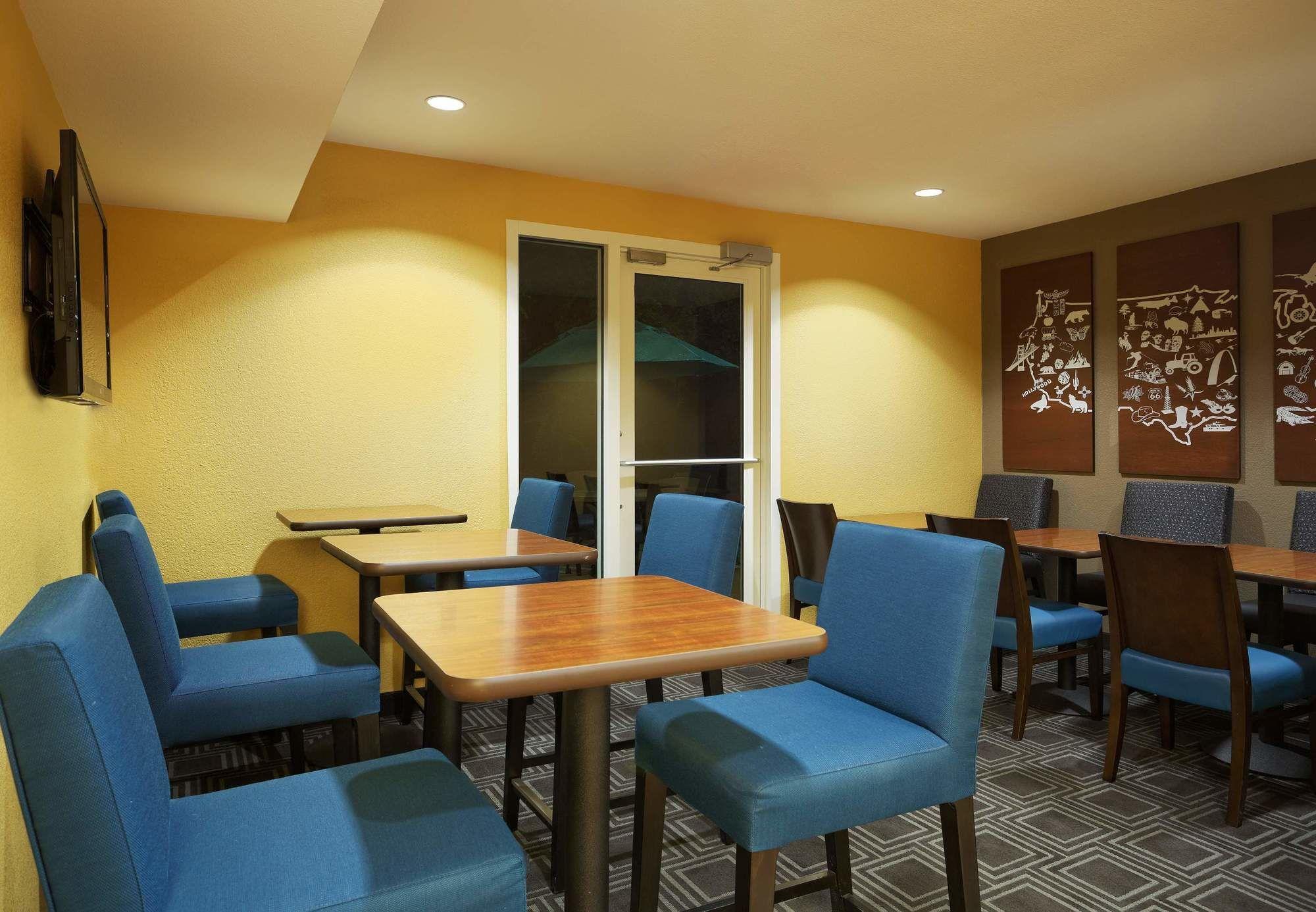 Mainstay Suites Tampa Moffitt-Usf Temple Terrace Eksteriør bilde