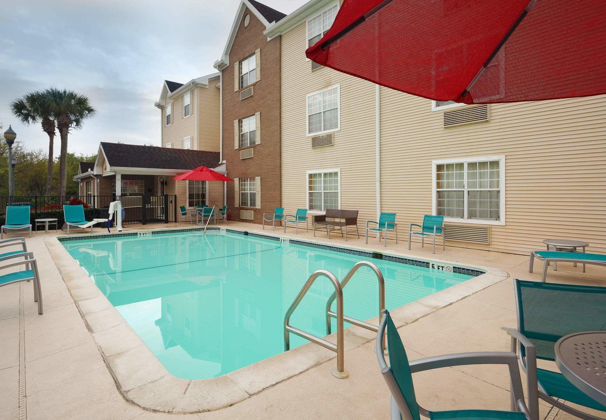 Mainstay Suites Tampa Moffitt-Usf Temple Terrace Eksteriør bilde