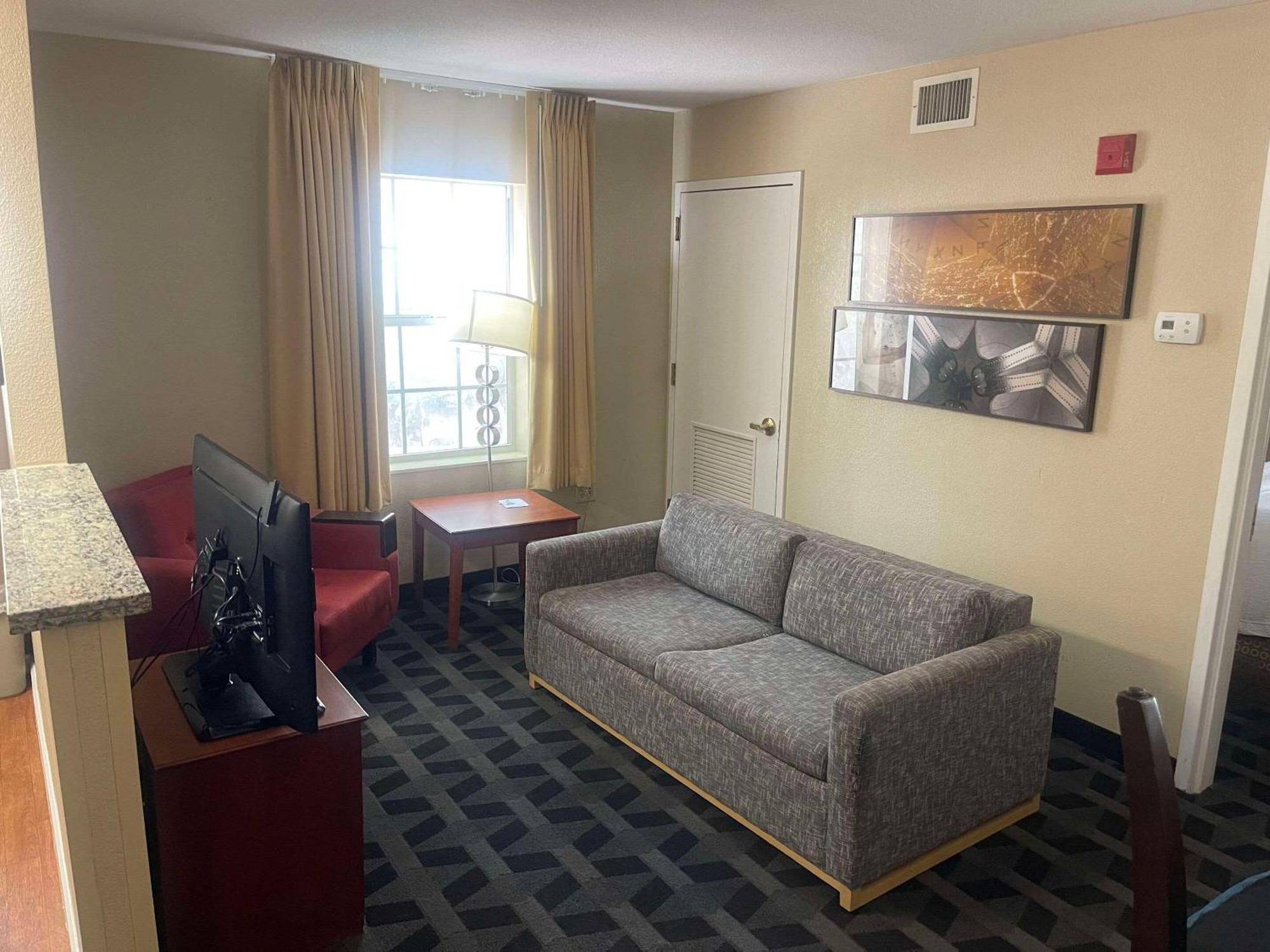 Mainstay Suites Tampa Moffitt-Usf Temple Terrace Eksteriør bilde